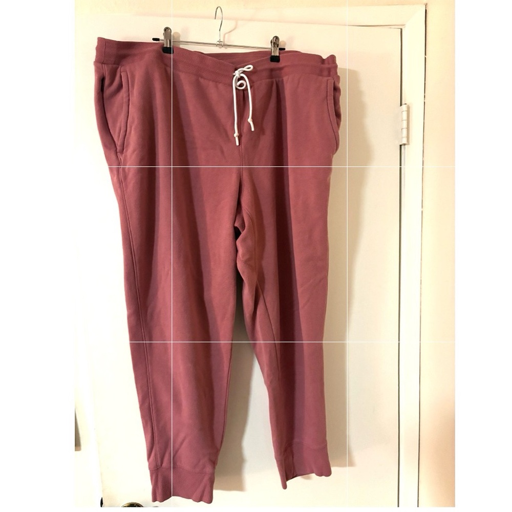 All in Motion Red(ish)/Pink Sweatpants